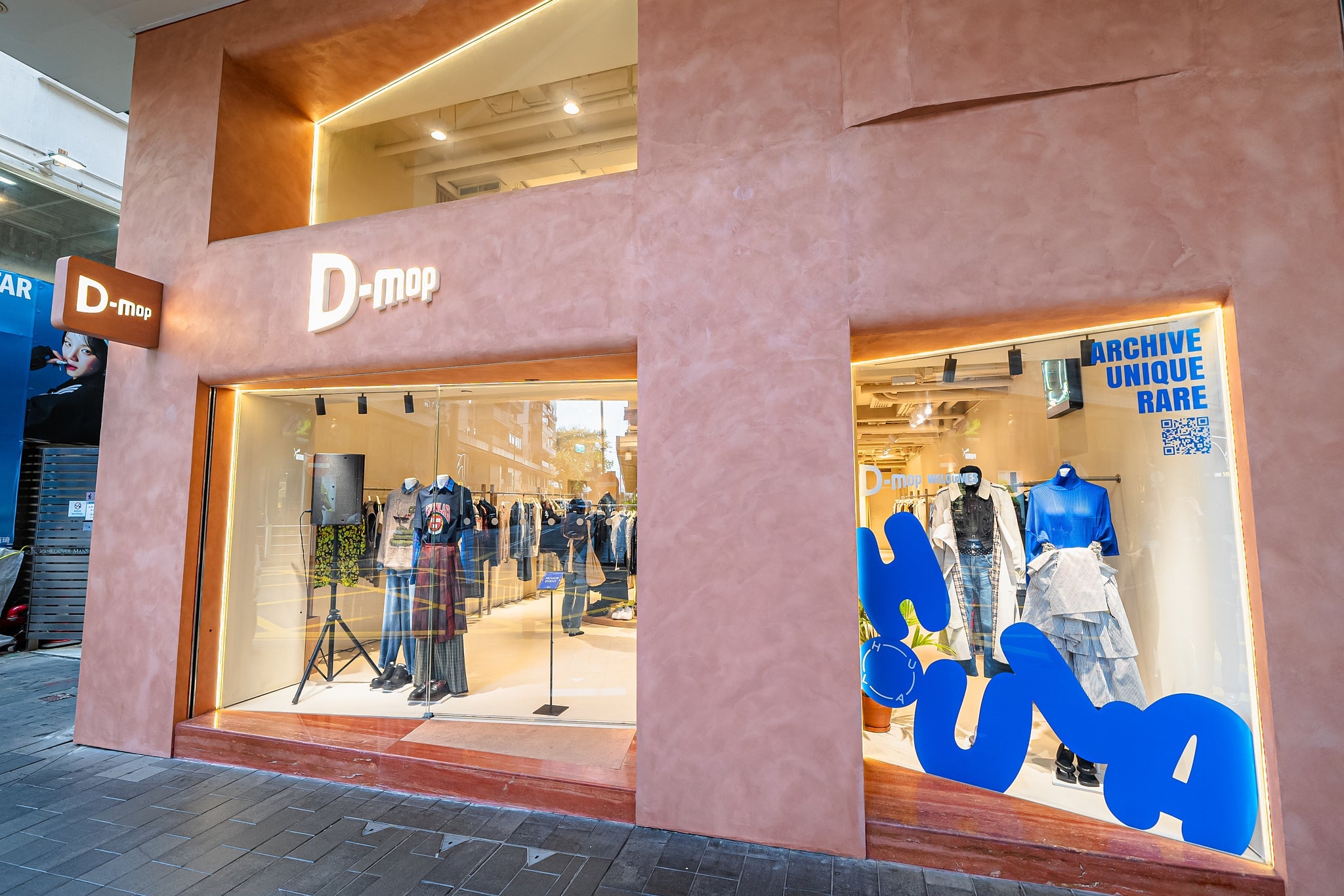  D-mop x HULA Pop-up Store