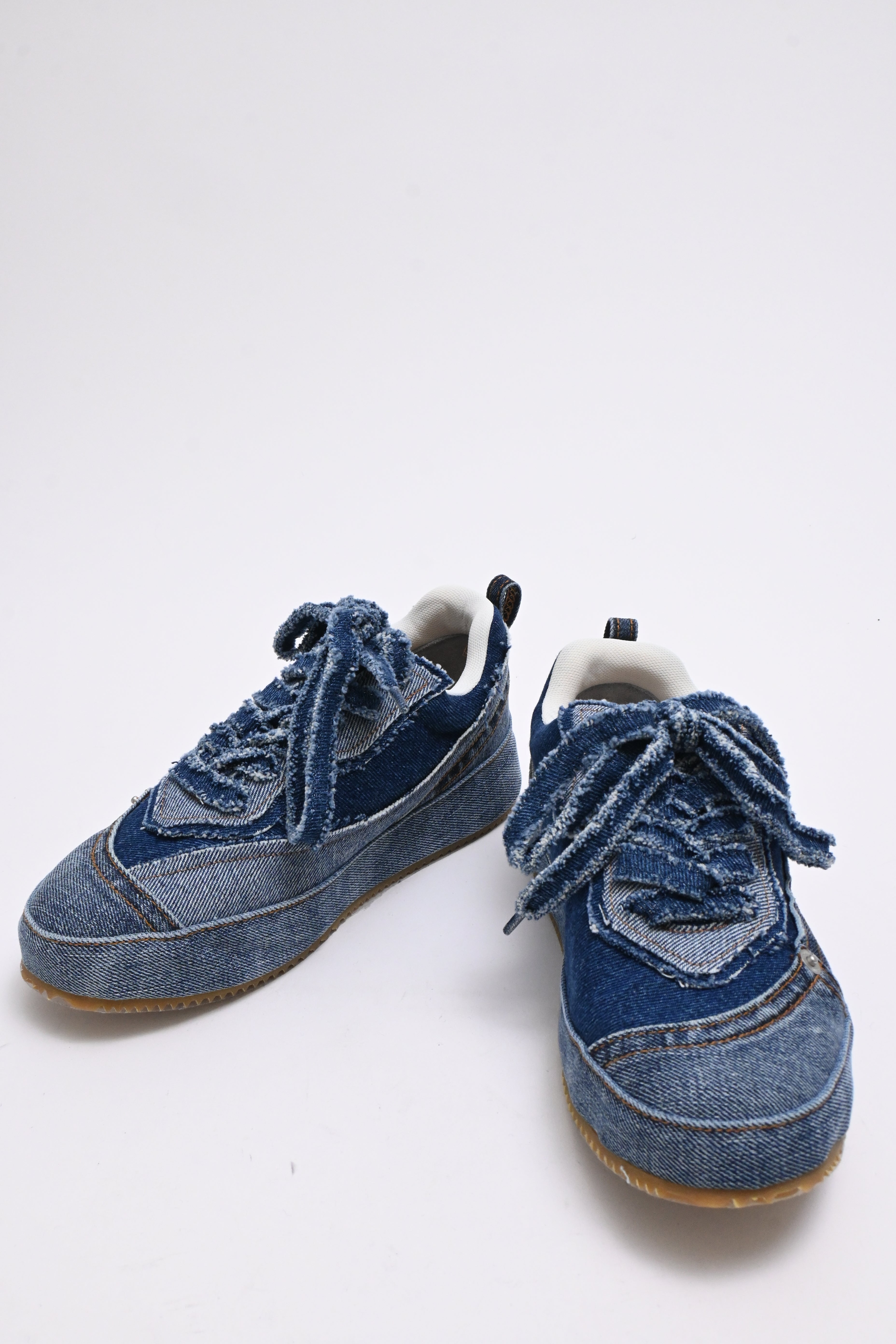 WS9226] Loewe | Sneakers
