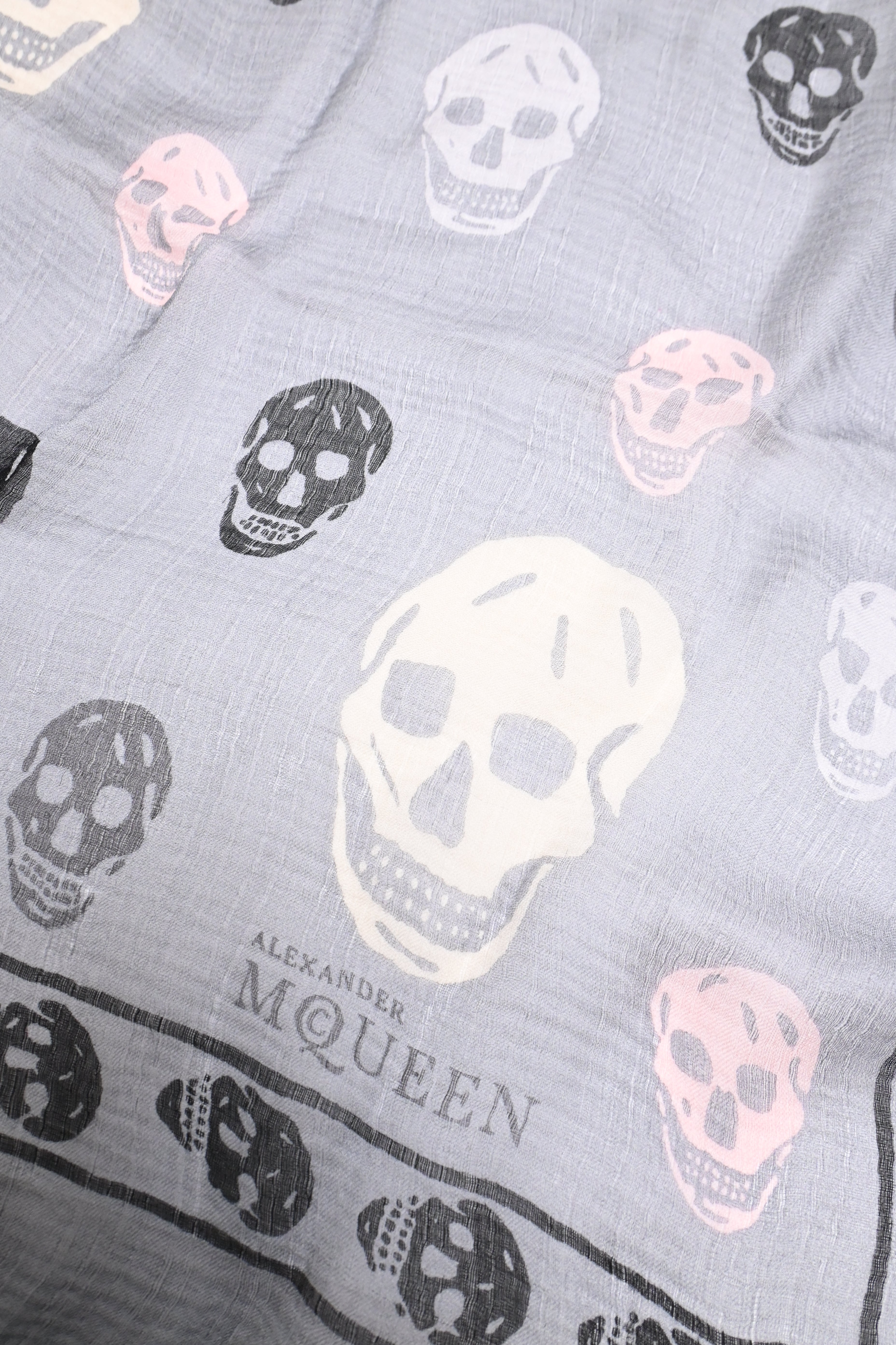 WA6767] Alexander McQueen | Silk scarf