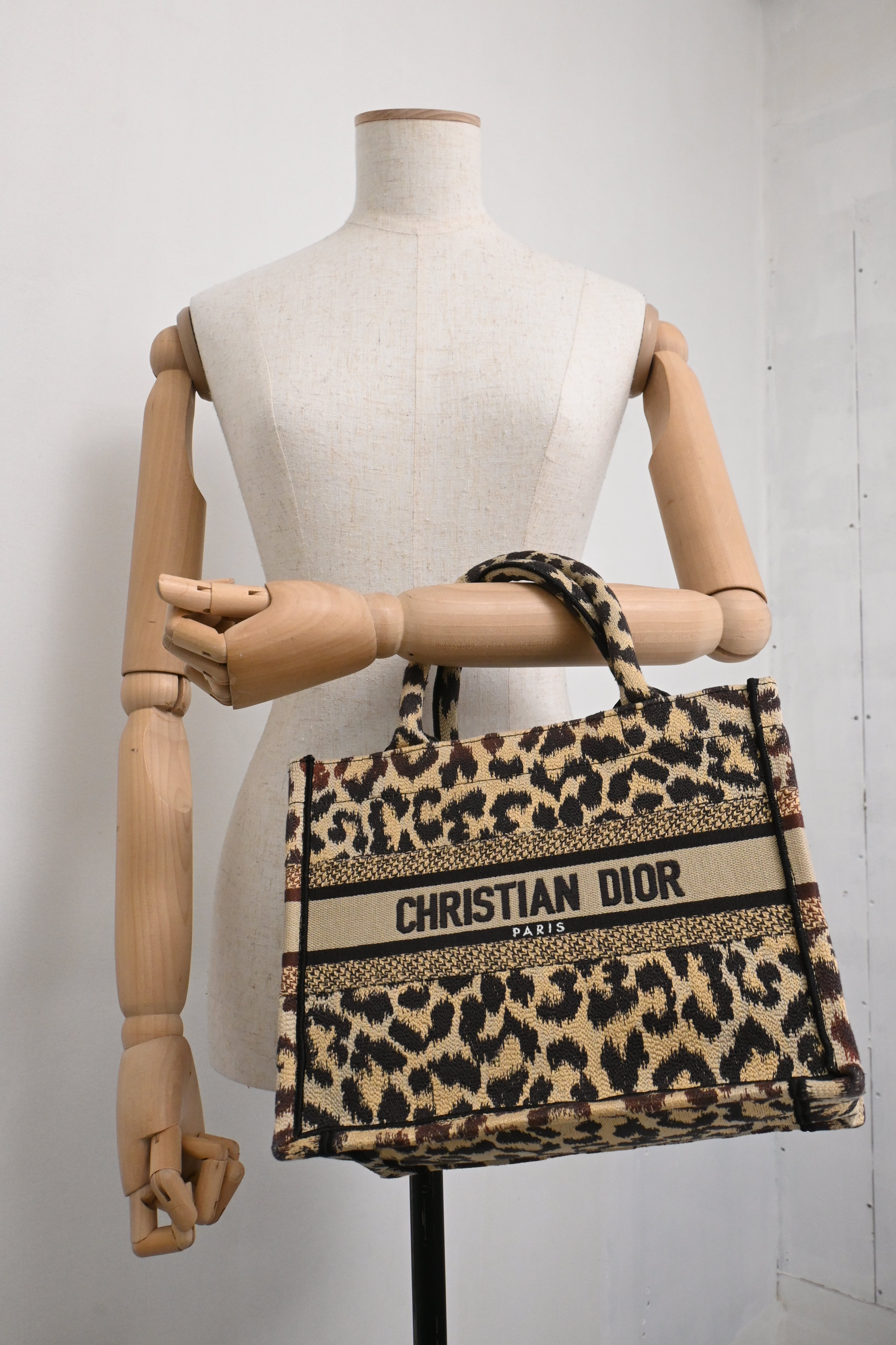 Diorハンガー９本セット WB8945] Christian Dior | Top Handle Bag