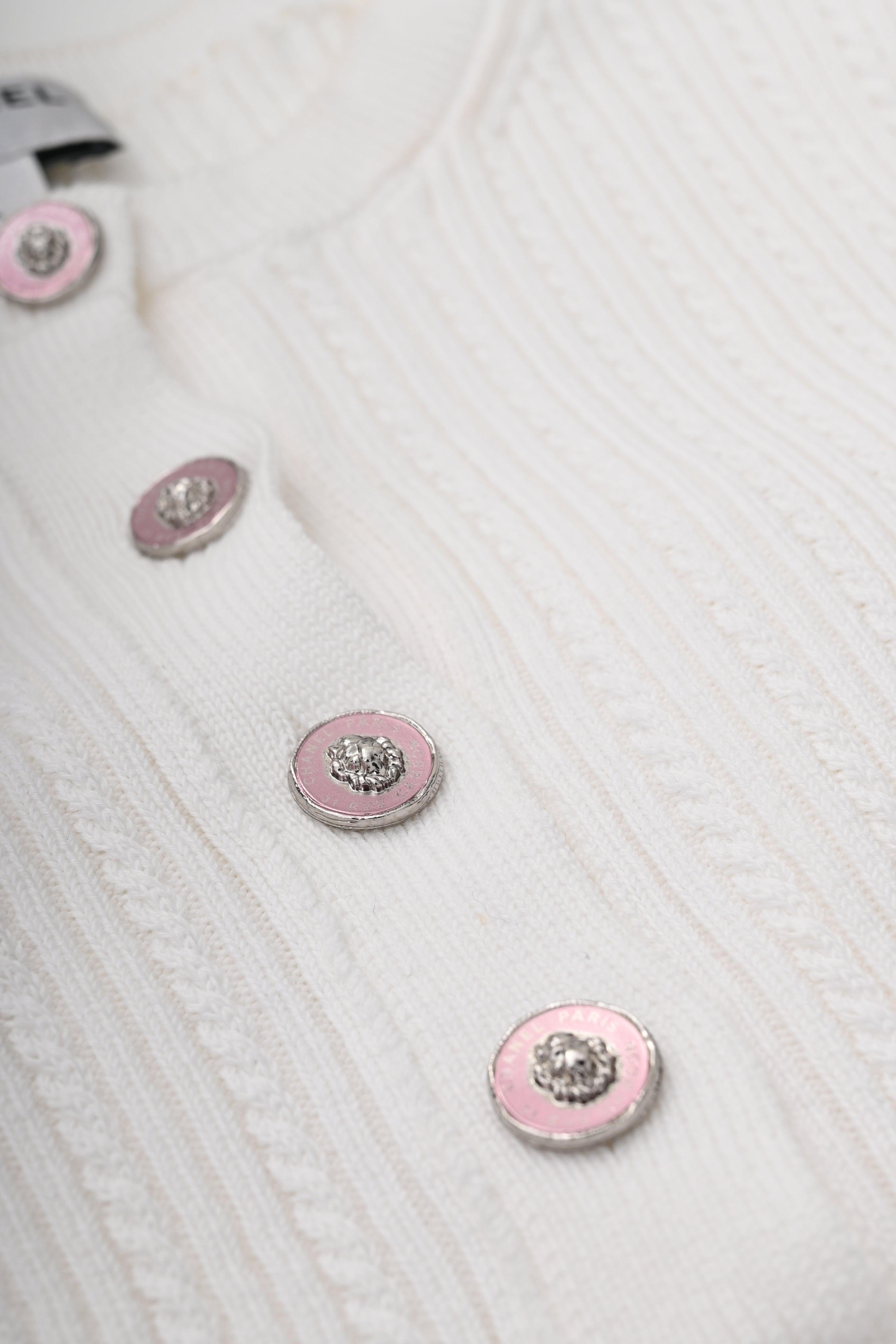 WW56819] Chanel | Short sleeve top