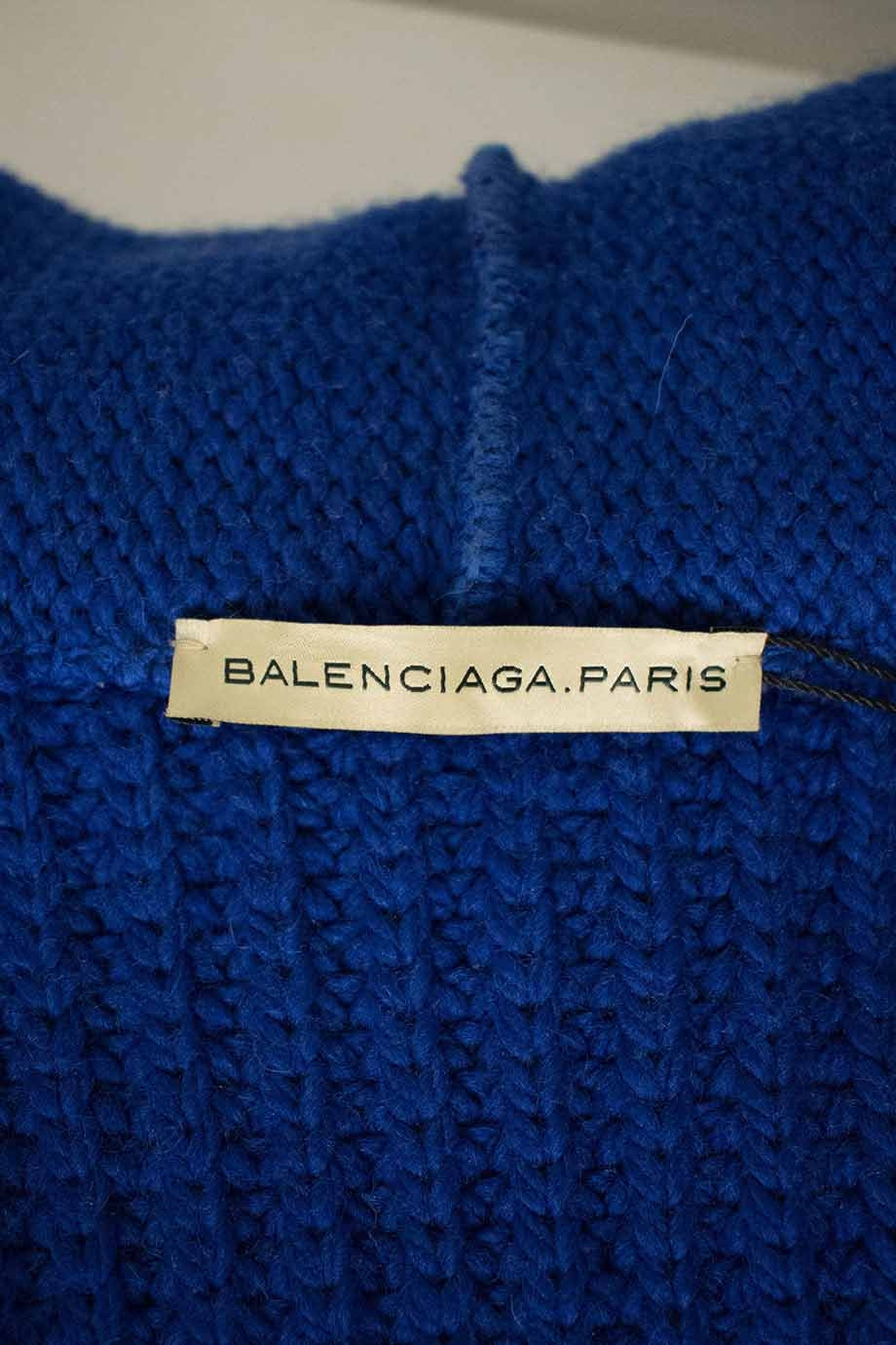 u1207_ww10738_balenciaga_outwear_5.jpg