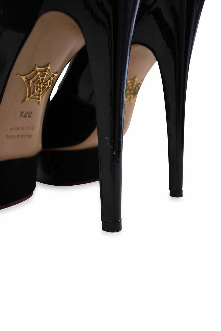 u1256_ws2785_charlotte_olympia_6.jpg