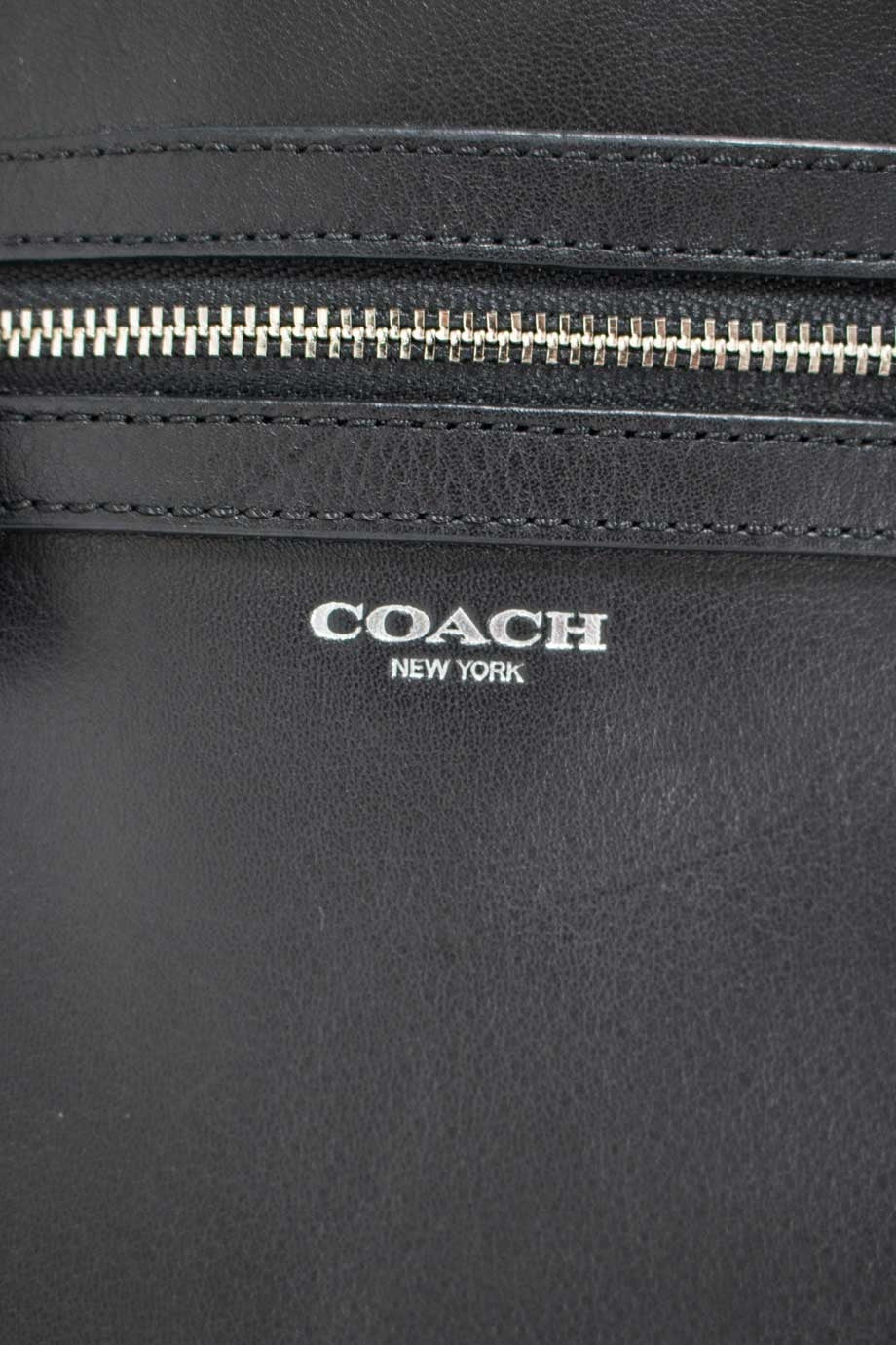 u1374_wb2108_coach_5.jpg