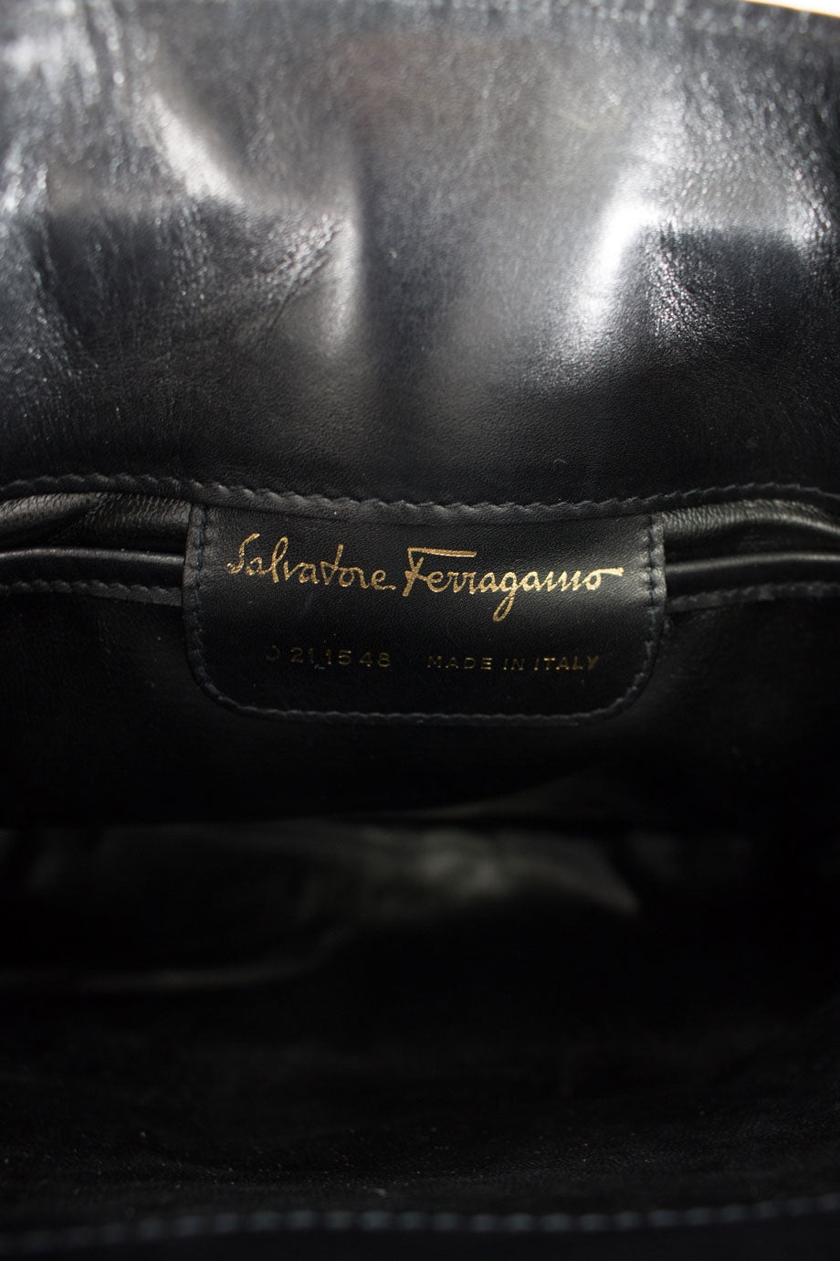 u1386_wb2081_salvatore_ferragamo_7.jpg