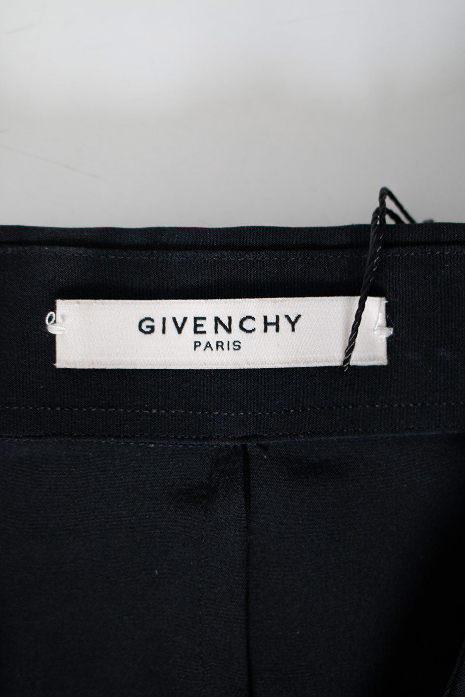 u1552_ww14324_givenchy_6.jpg