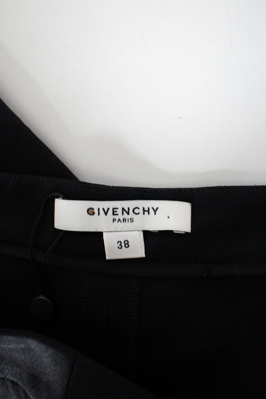 u1552_ww14336_givenchy_5.jpg