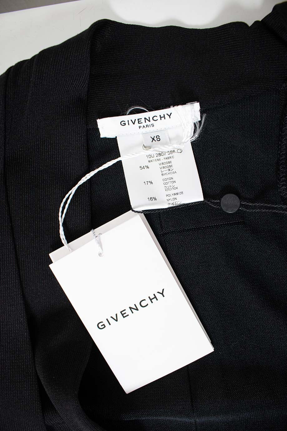 u1900_ww16655_givenchy_4.jpg