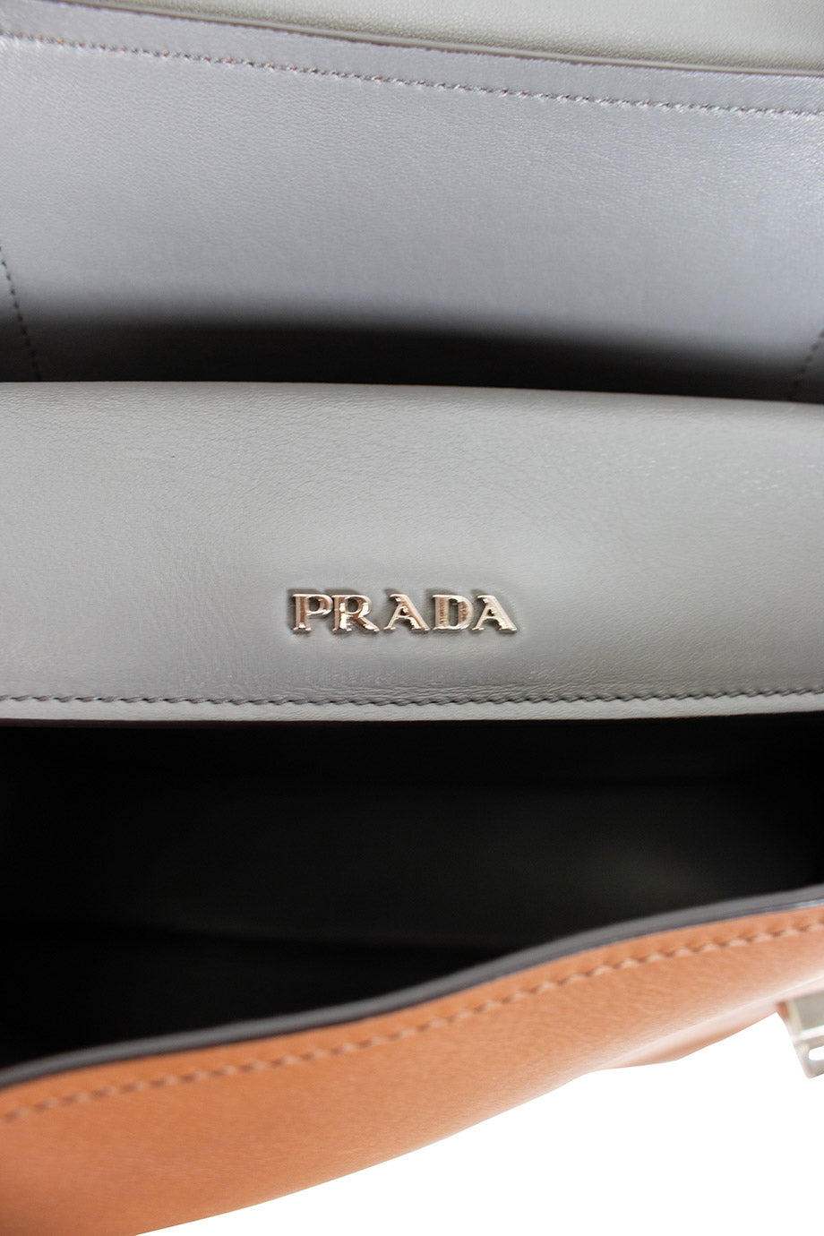 u1999_wb3015_prada_8.jpg