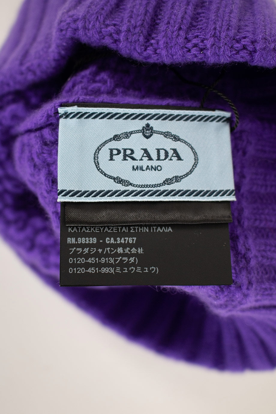 u2060_wa1970_prada_4.jpg