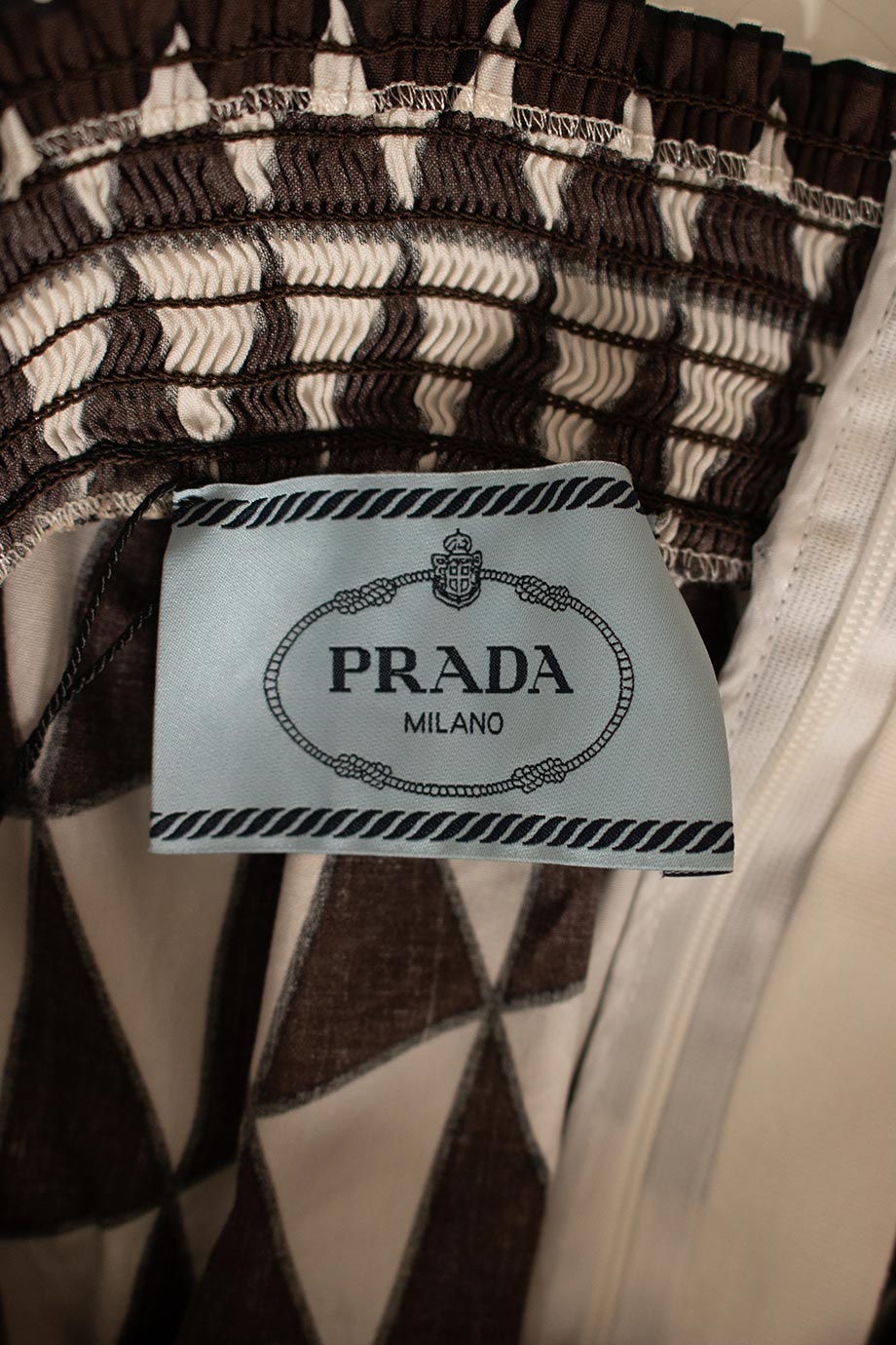 u2089_ww17723_prada_5.jpg