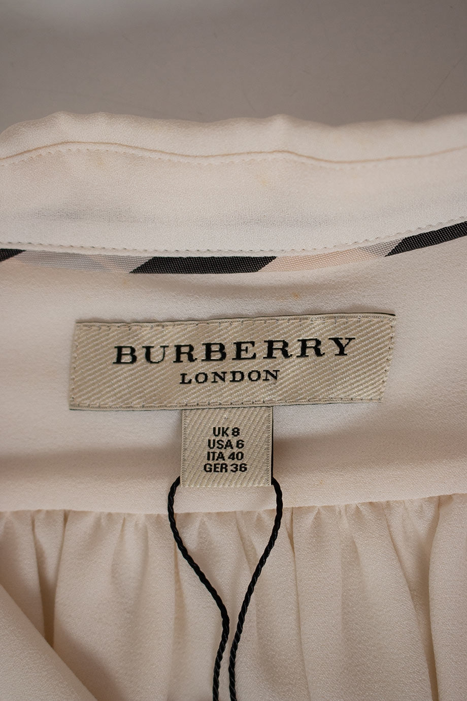 u2108_ww17973_burberry_5.jpg