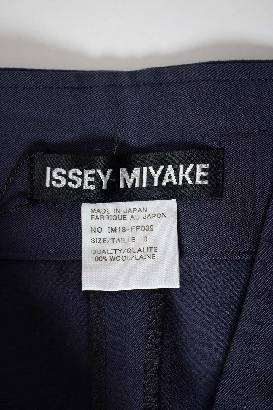 u2145_ww18165_issey_miyake_4.jpg