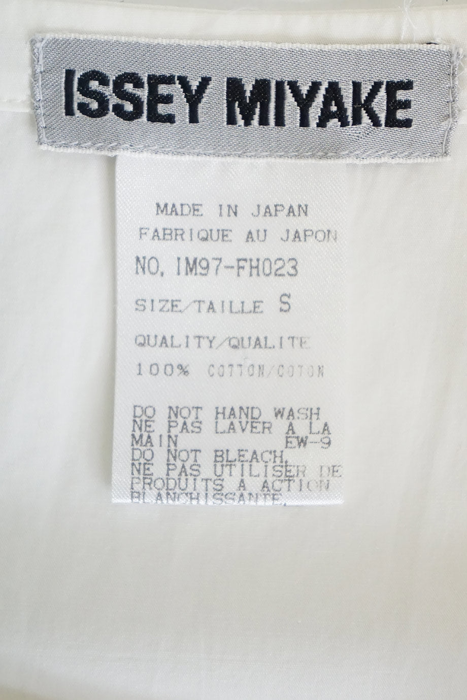 u2536_ww20631_issey_miyake_5.jpg