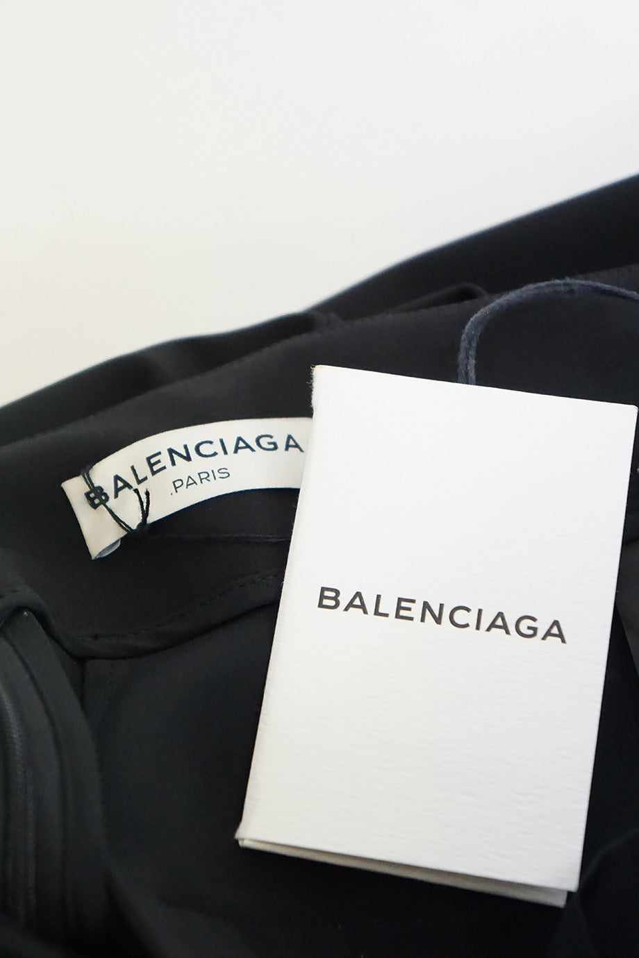 u2568_ww20694_balenciaga_6.jpg