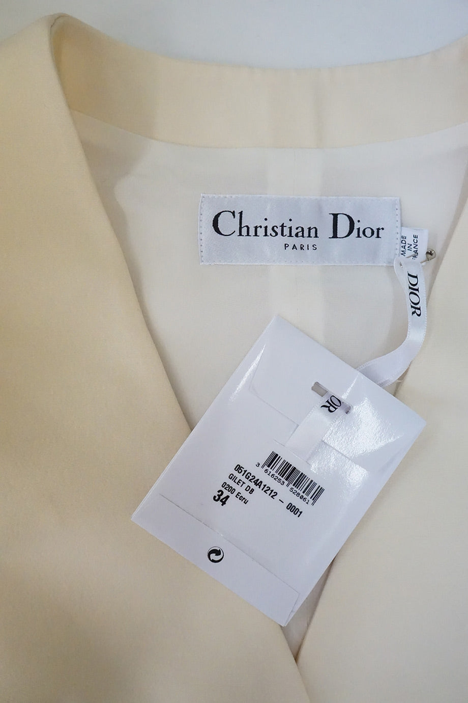 u2626_ww20880_christian_dior_4.jpg