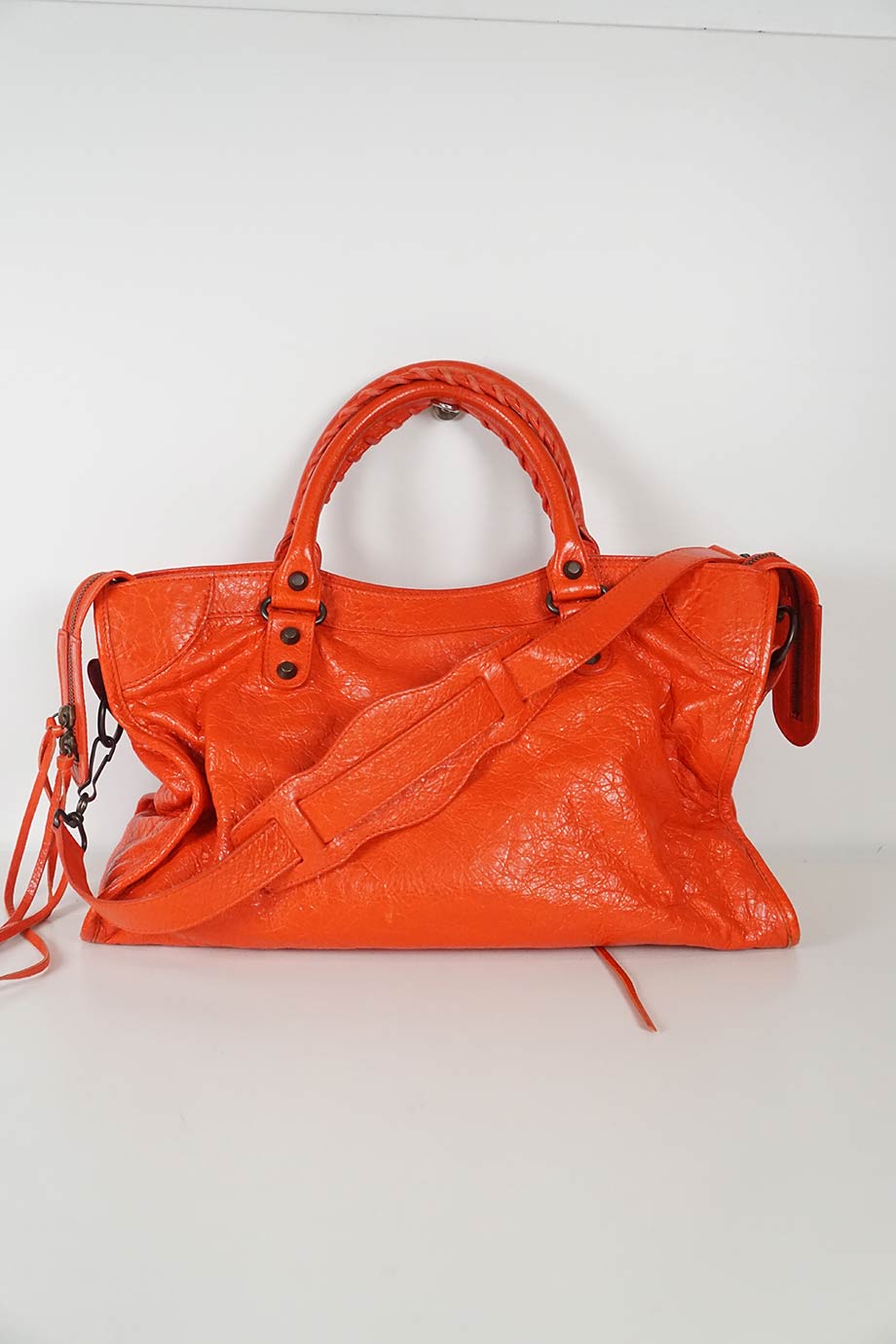 u2758_wb3832_balenciaga_2.jpg