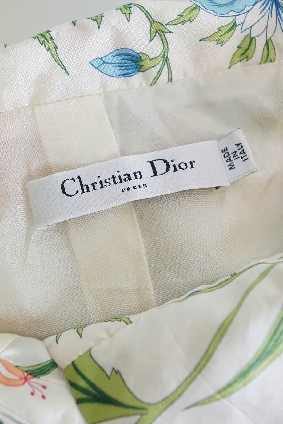 u2895_ww21942_christian_dior_4.jpg