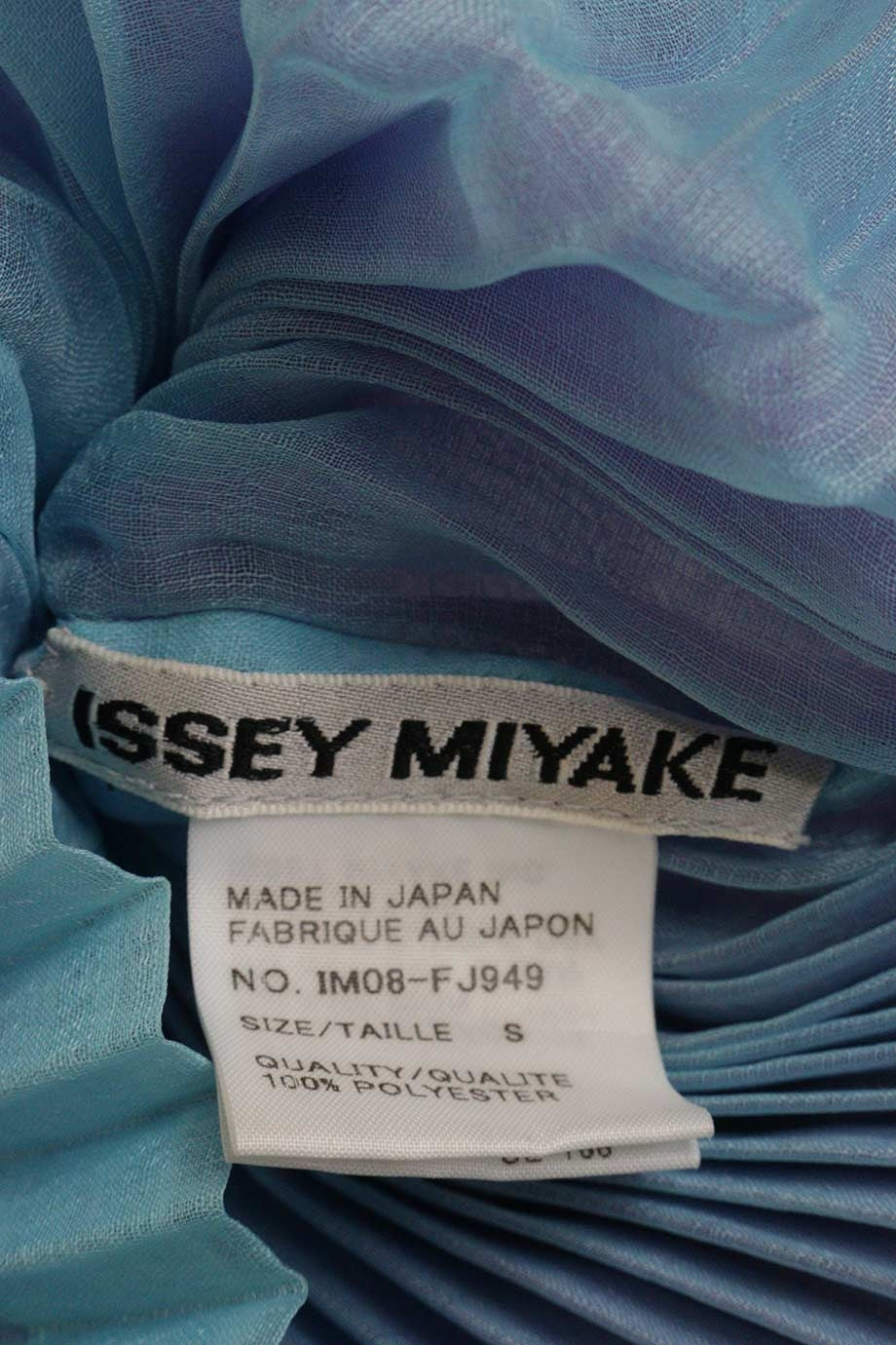 u2943_ww23564_issey_miyake_3.jpg