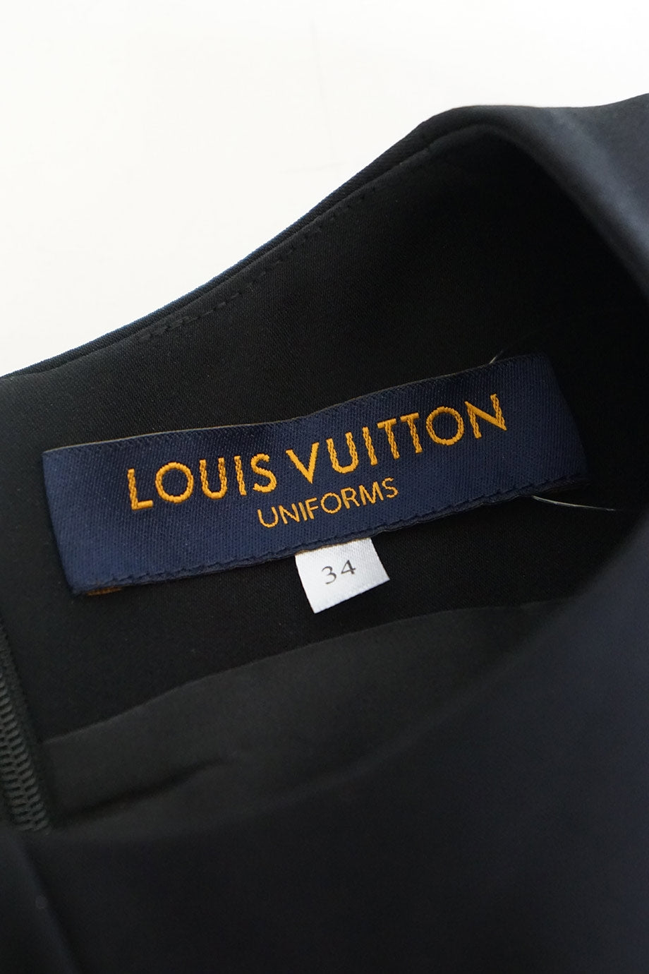 u2954_ww22304_louis_vuitton_4.jpg