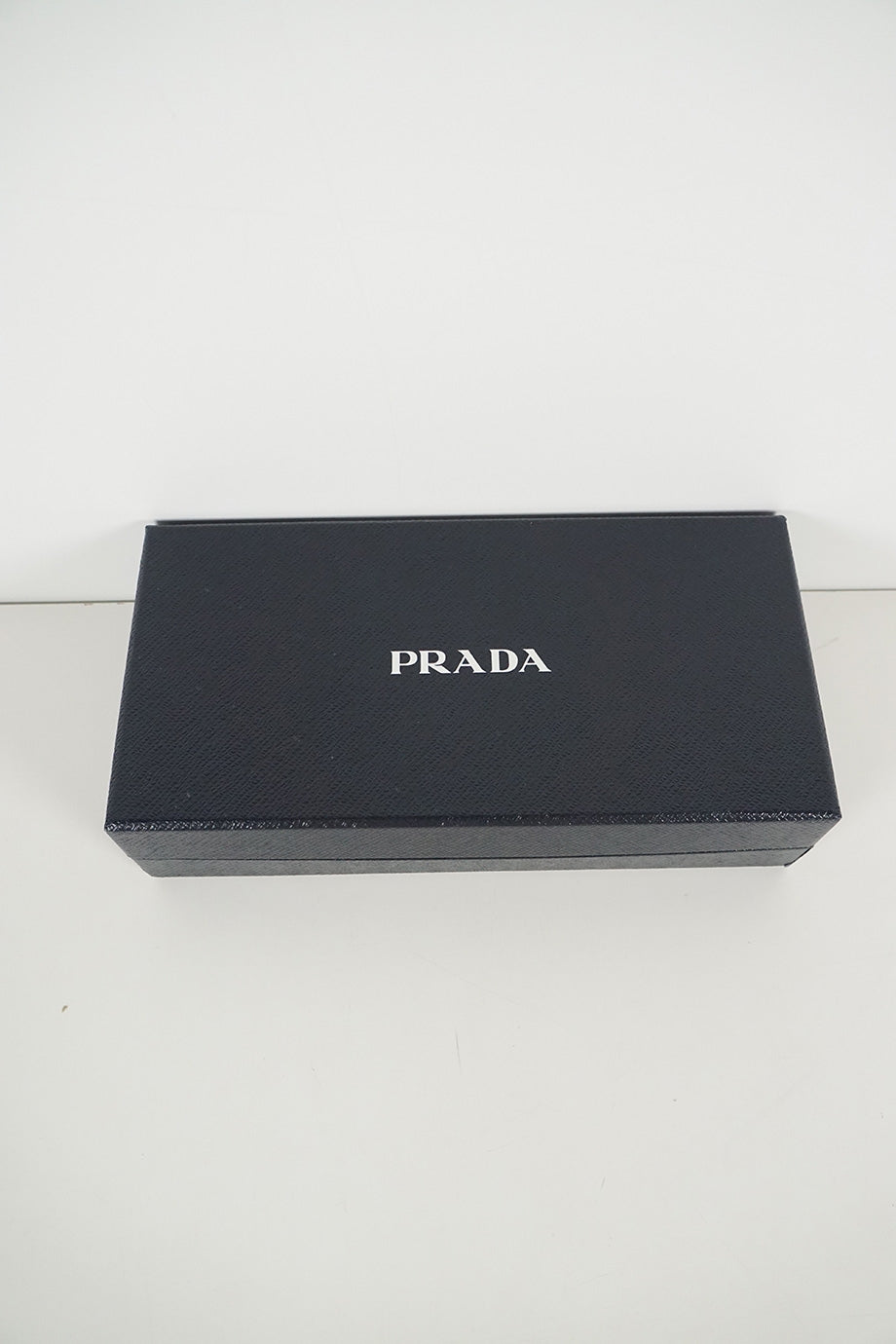 u2976_wb4079_prada_6.jpg