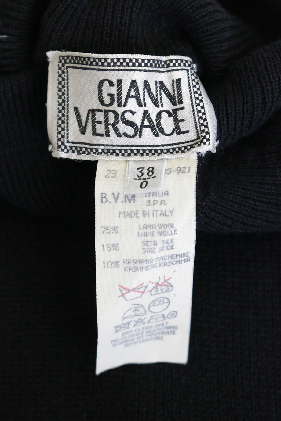 u2977_ww22406_gianni_versace_4.jpg