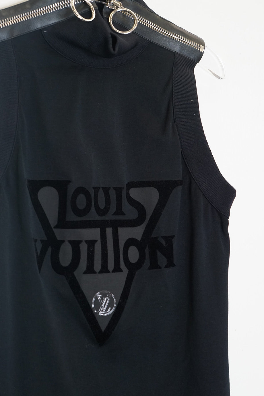 u3014_ww22648_louis_vuitton_3.jpg