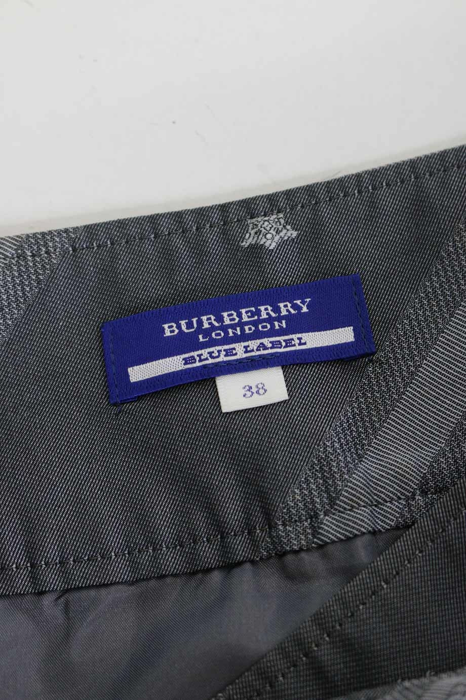 u3015_ww22634_burberry_4.jpg