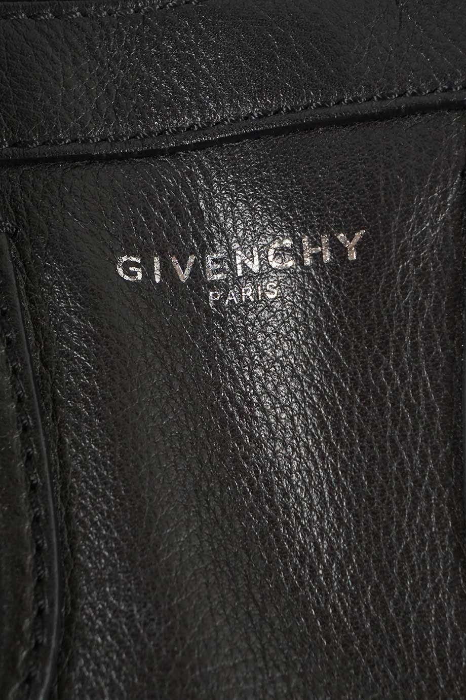 u3075_wb4193_givenchy_6.jpg