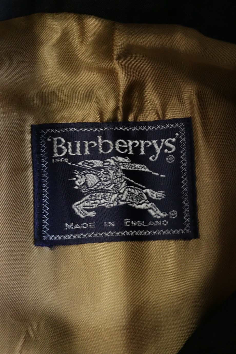 u3140_ww23189_burberry_3.jpg