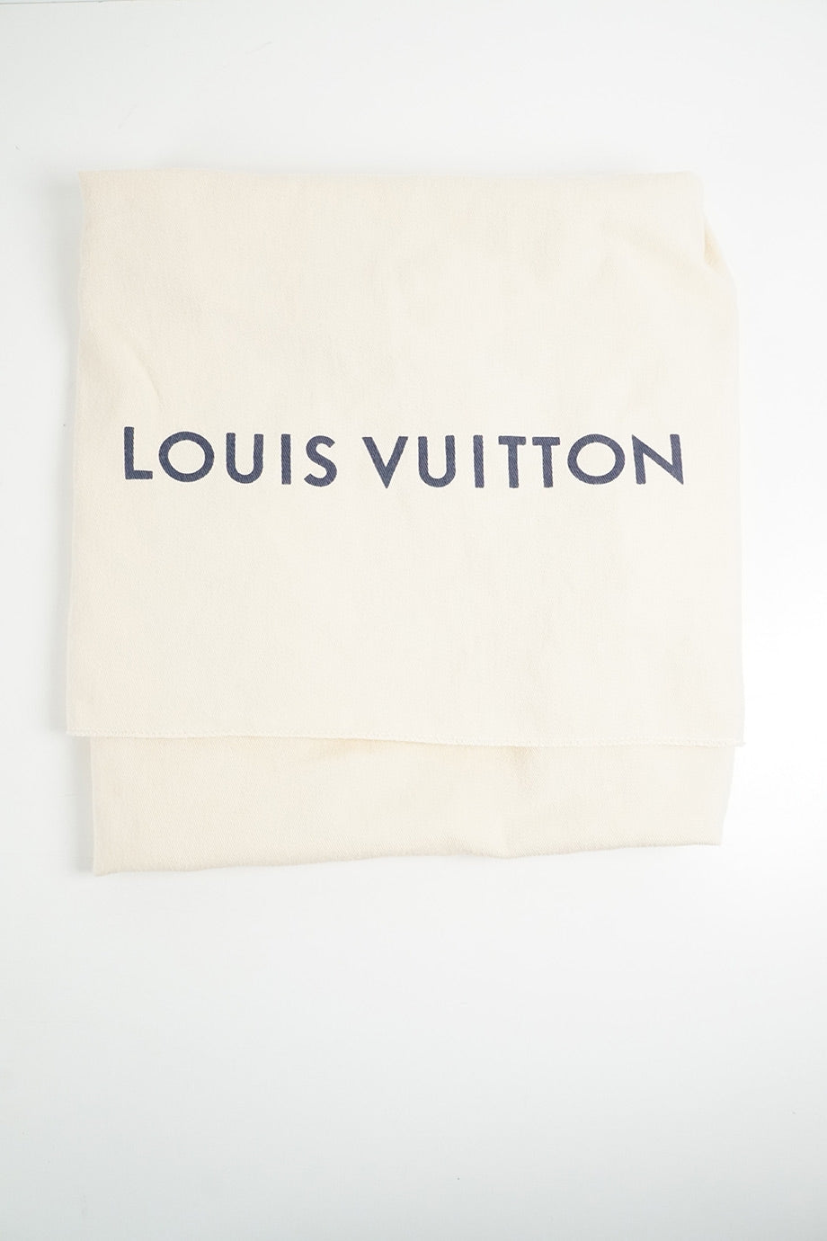 u3168_wa2685_louis_vuitton_4.jpg