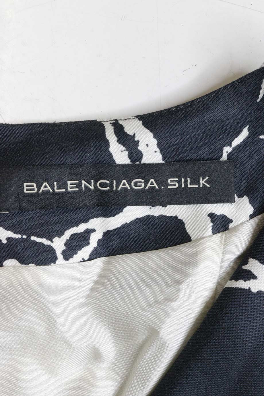 u3173_ww23517_balenciaga_4.jpg