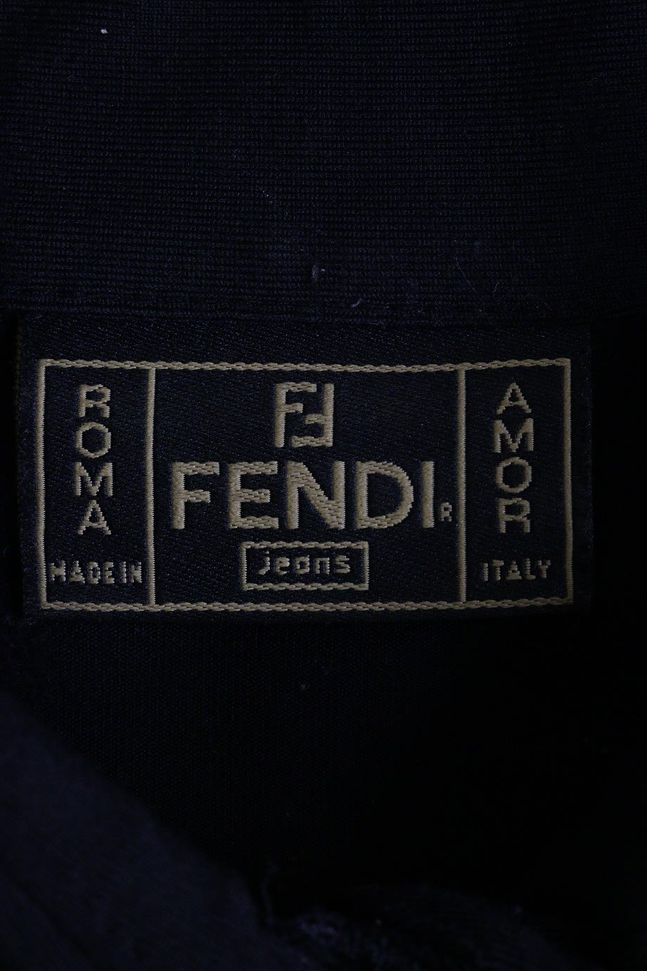 u3179_ww23640_fendi_3.jpg