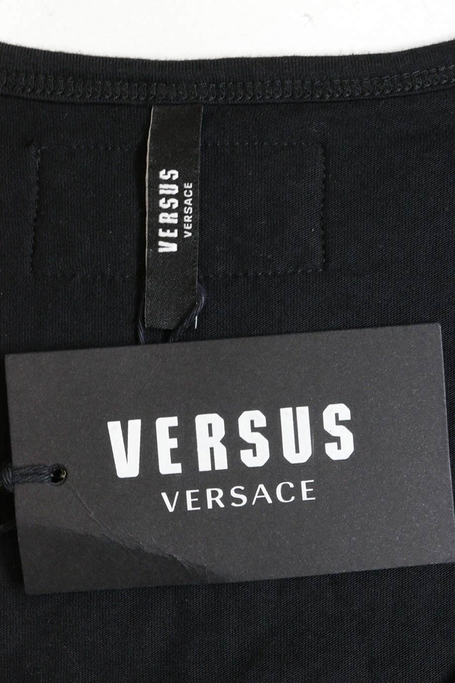 u3180_ww23481_versace_3.jpg