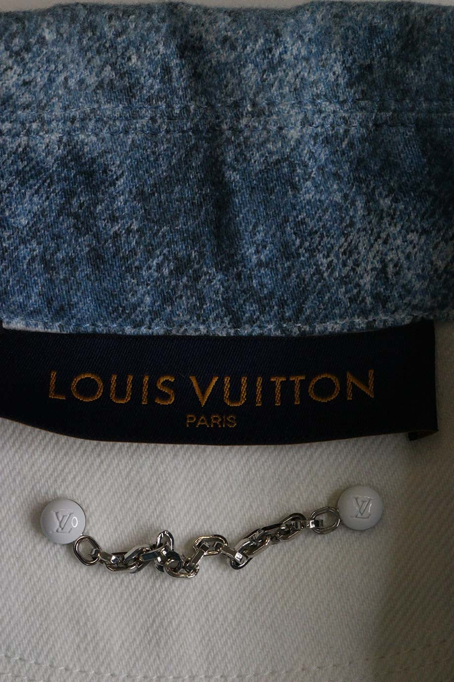 u3301_ww24096_louisvuitton_3.jpg