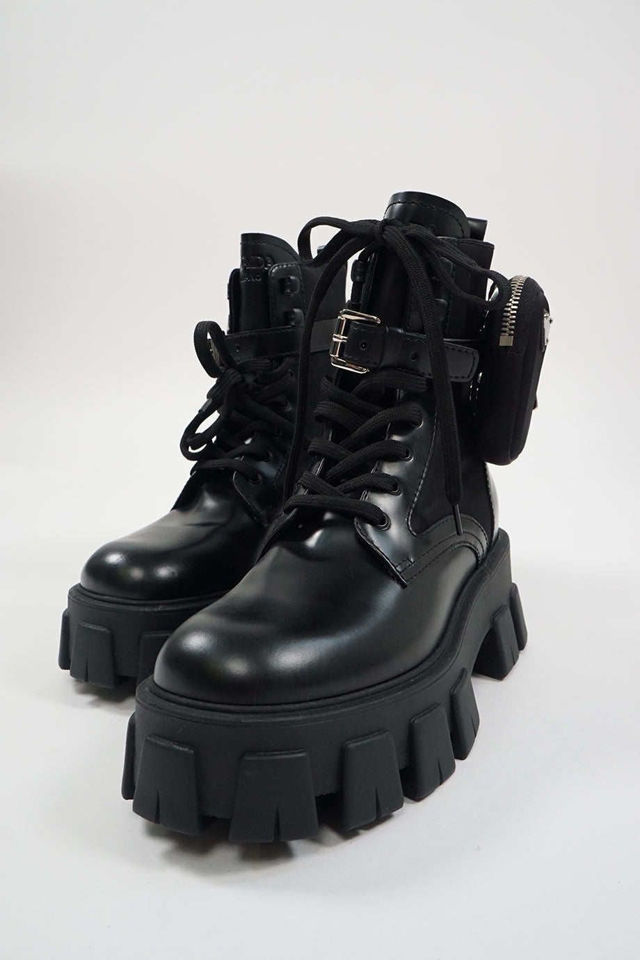 WS6222] Prada | Lace Up Boot