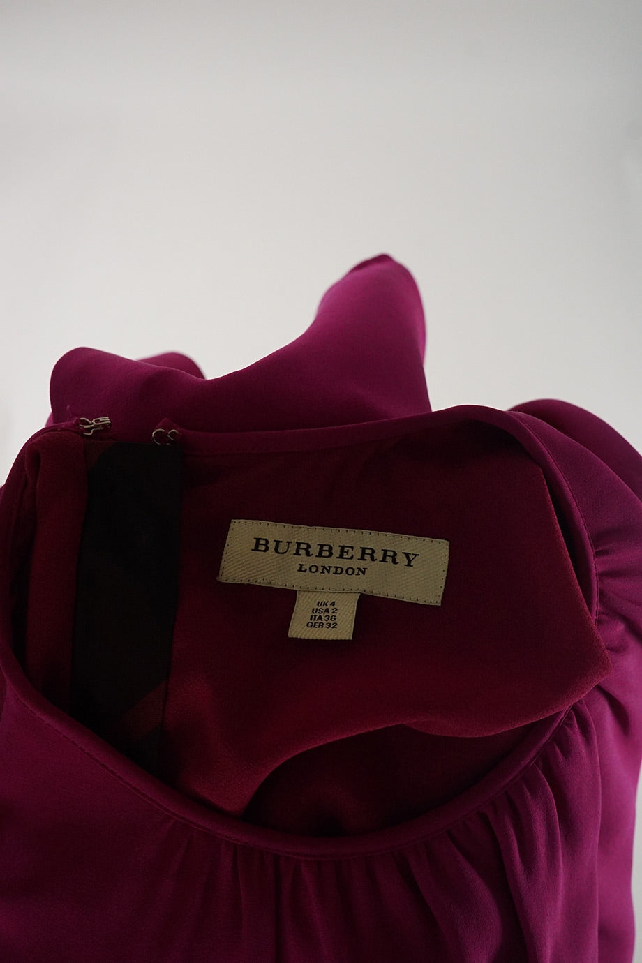 u3634_ww31041_burberry_3.jpg