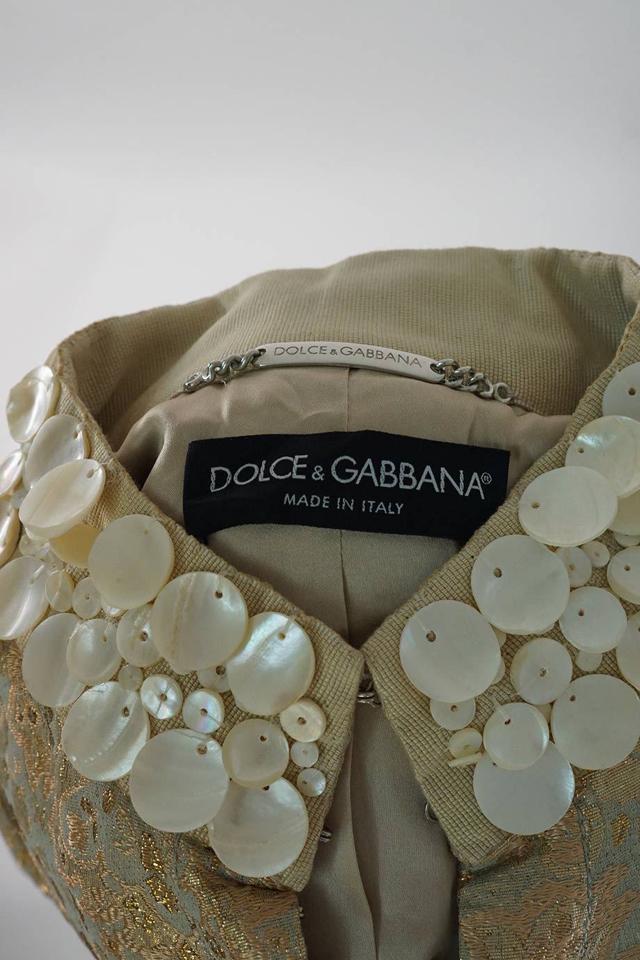 u3653_ww31318_dolce_gabbana_3.jpg