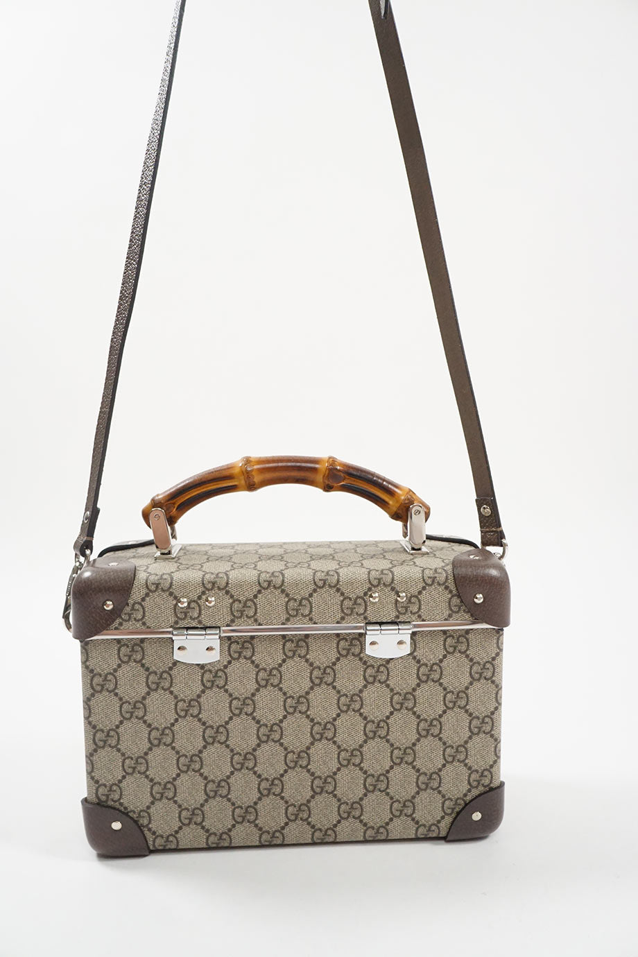 u3704_wb5113_louisvuitton_6.jpg