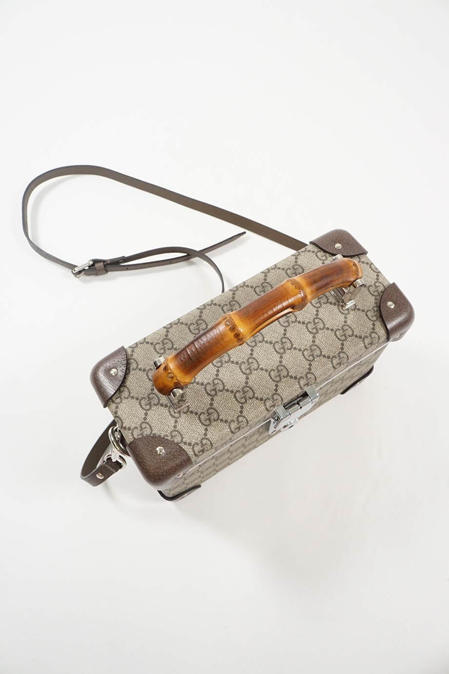 u3704_wb5113_louisvuitton_9.jpg