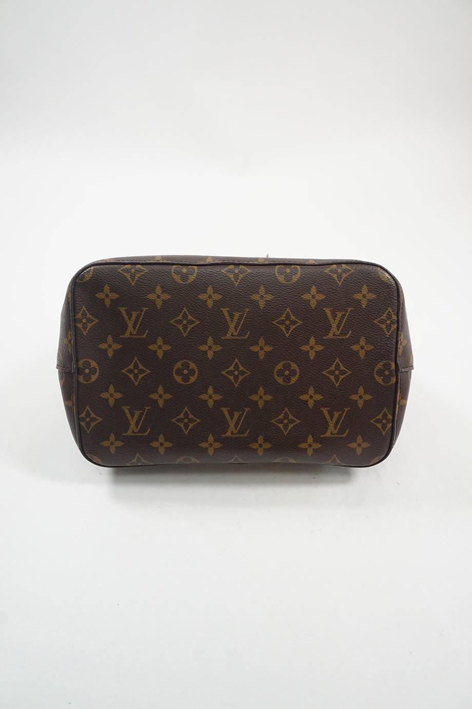 u3722_wb5143_louis_vuitton_5.jpg