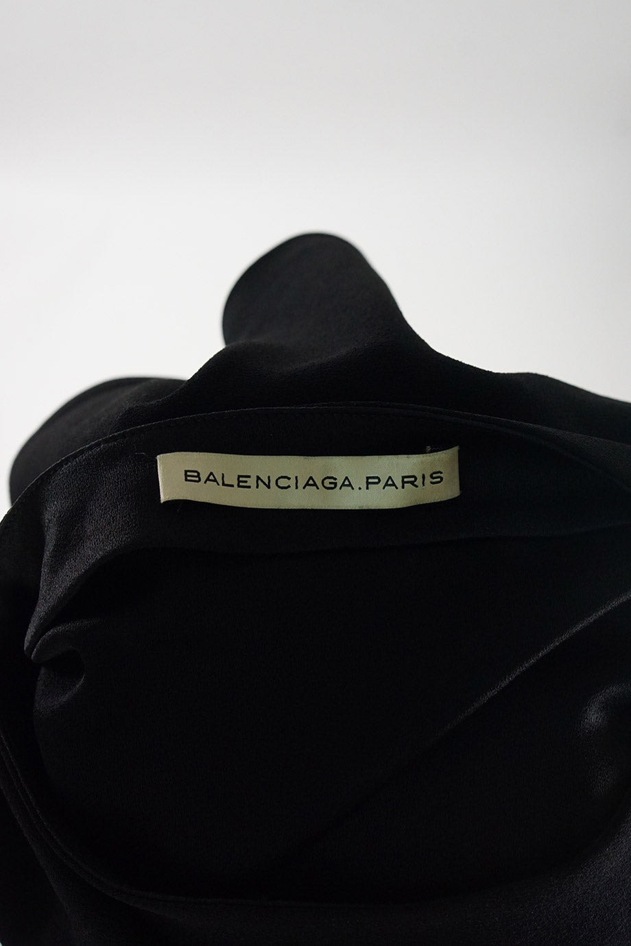 u3754_ww31575_balenciaga_3.jpg