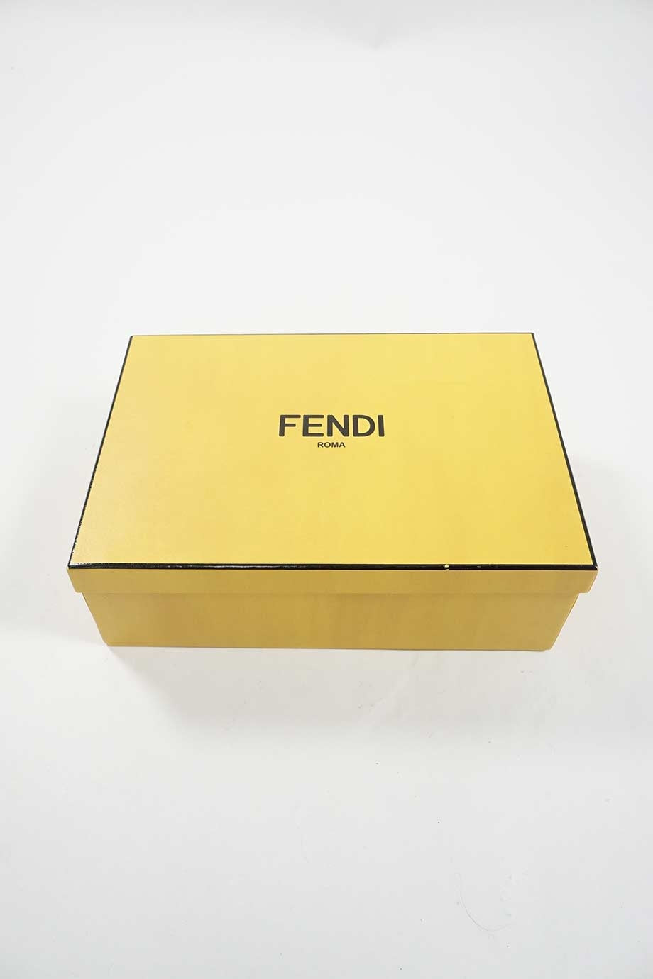 u3756_wb5191_fendi_7.jpg