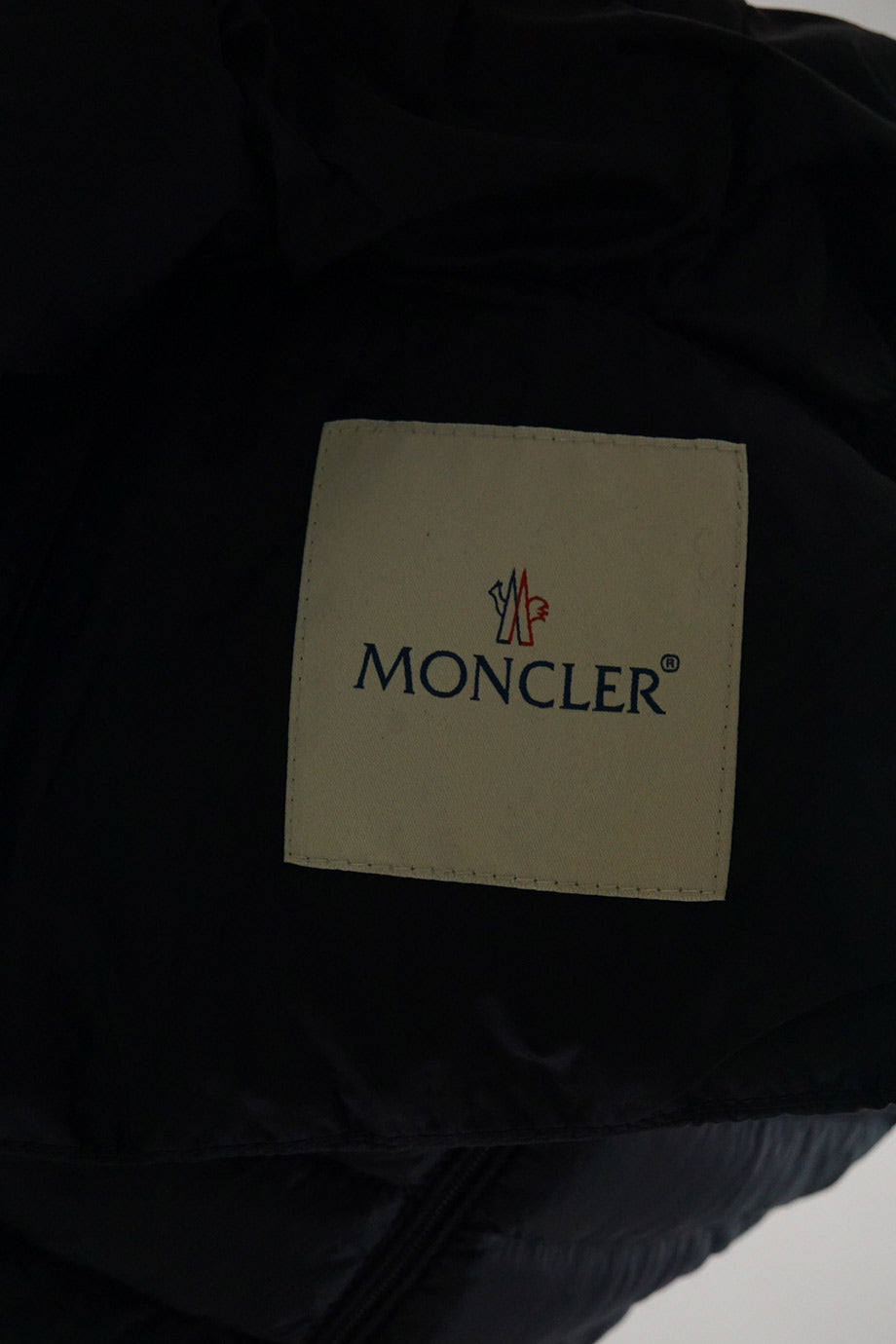 u3790_ww31647_moncler_4.jpg