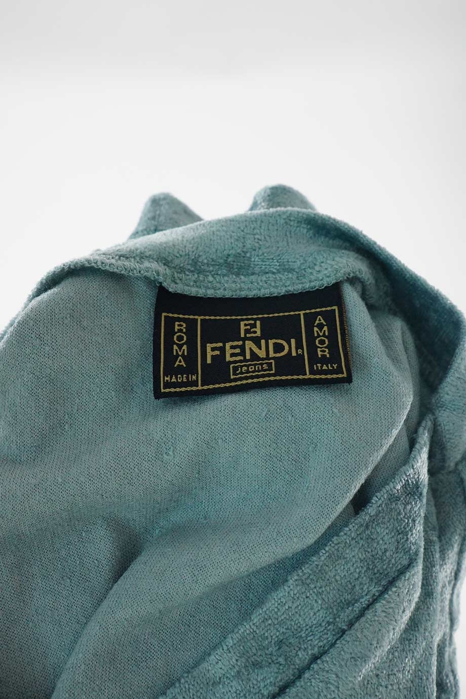 u3818_ww31735_fendi_3.jpg