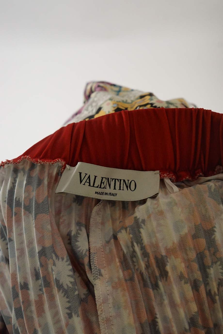 u3827_ww31793_valentino_3.jpg