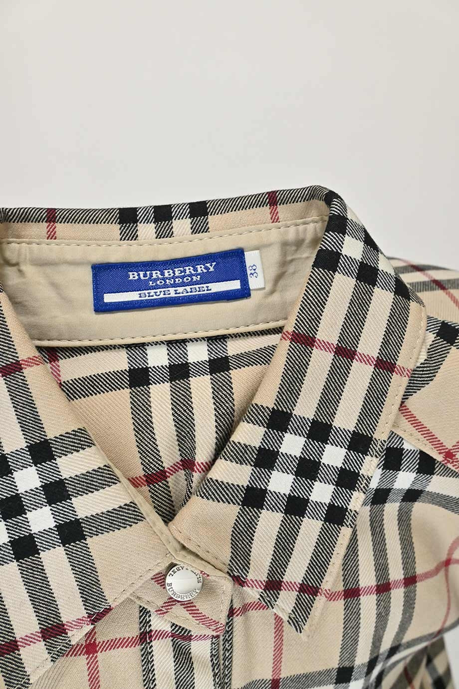 u3959_ww32622_burberry_3.jpg