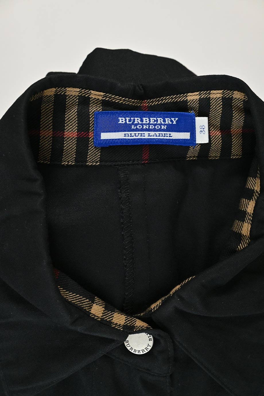 u3959_ww32629_burberry_3.jpg