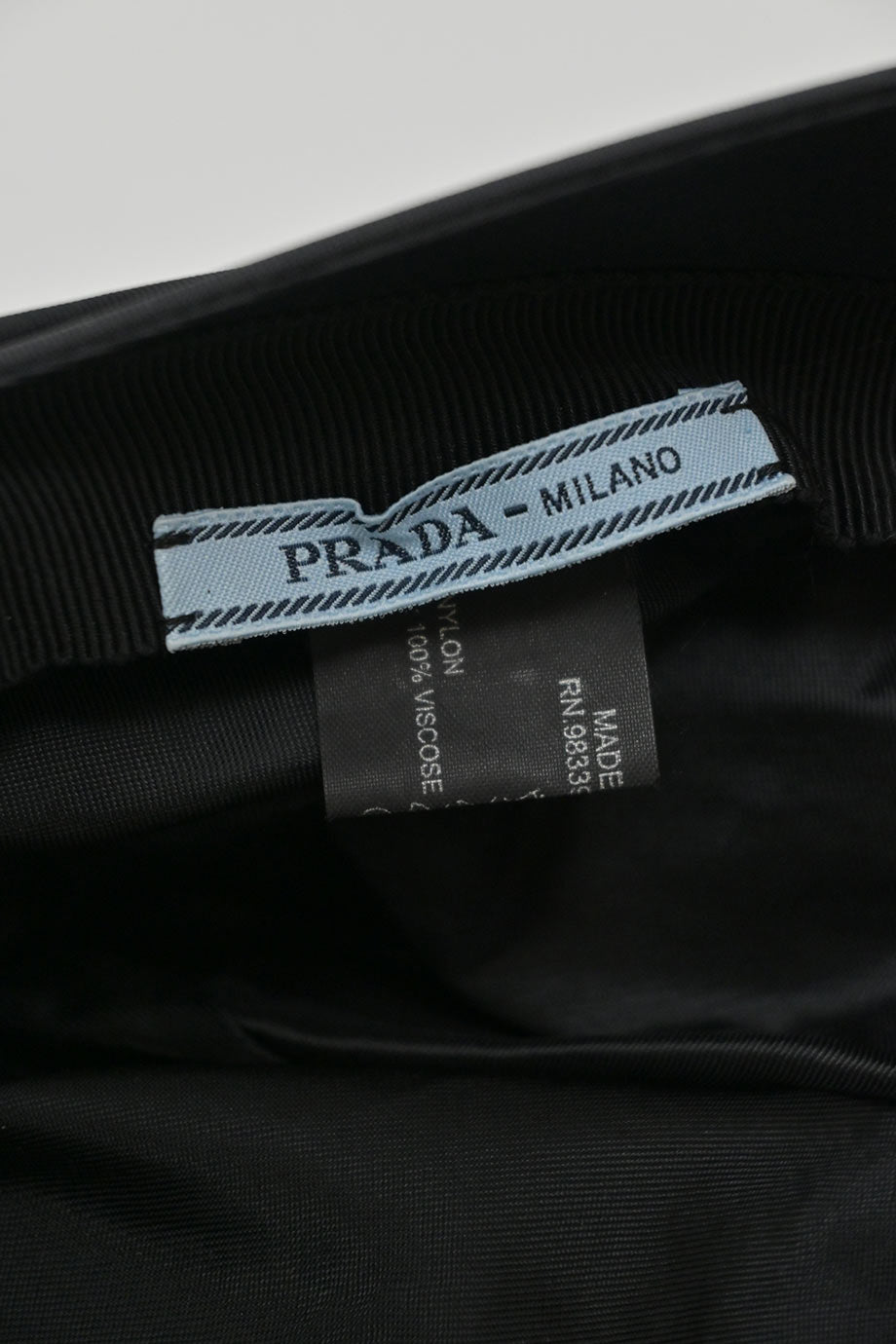 u4155_wa3299_prada_7.jpg