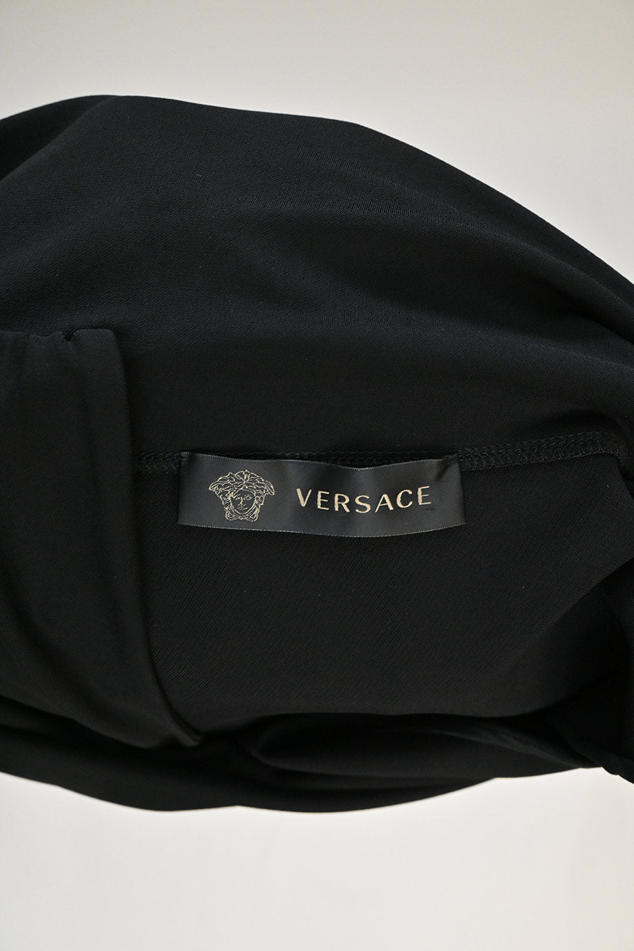 u4164_ww33801_versace_3.jpg